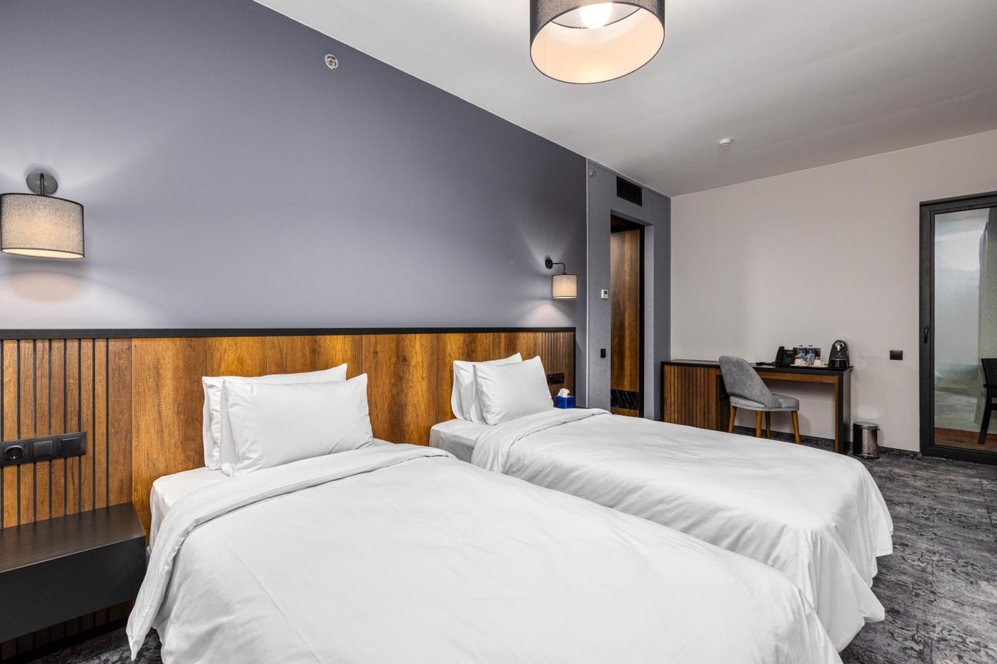 Hotel Qvevrebi Telavi Dış mekan fotoğraf
