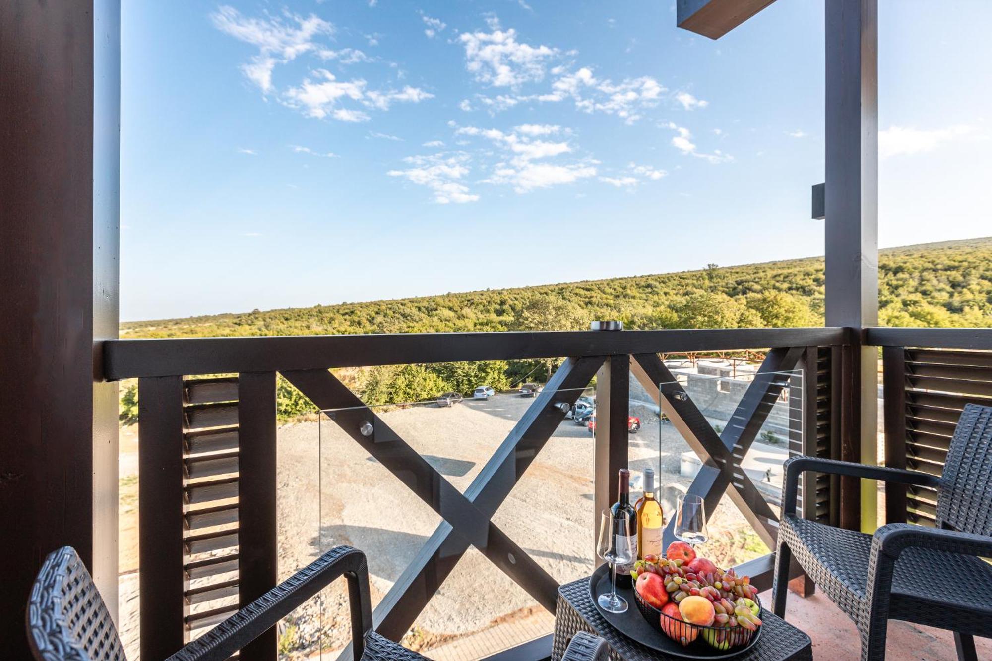 Hotel Qvevrebi Telavi Dış mekan fotoğraf