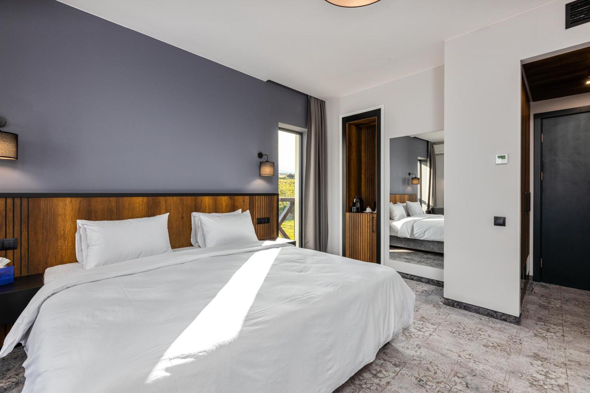 Hotel Qvevrebi Telavi Dış mekan fotoğraf