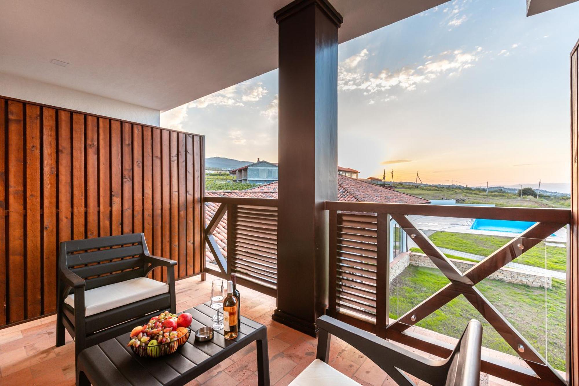 Hotel Qvevrebi Telavi Dış mekan fotoğraf