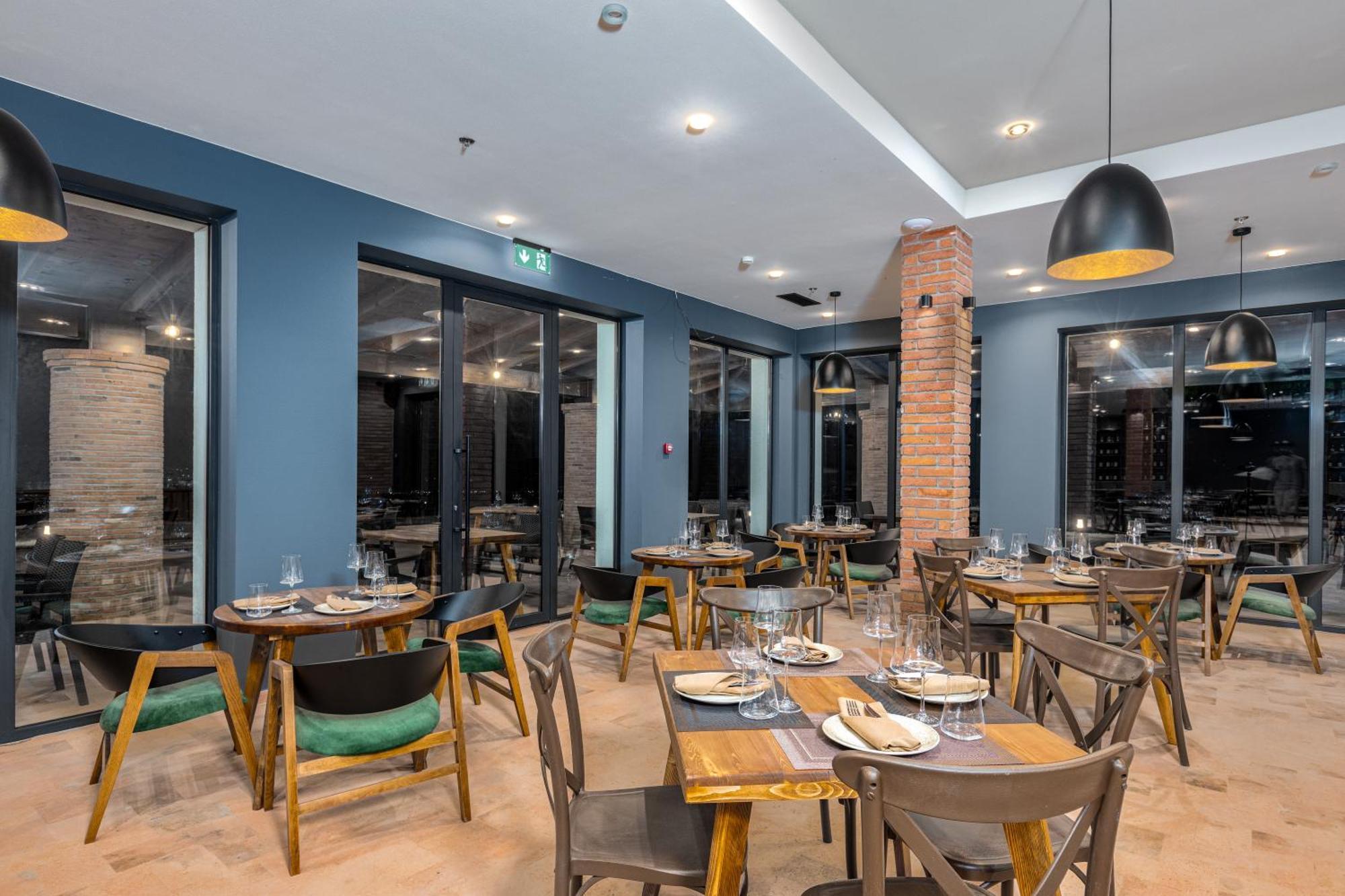Hotel Qvevrebi Telavi Dış mekan fotoğraf